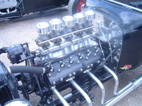 V12 t-bucket with 5 carburetors 02