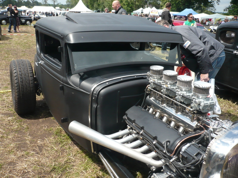Hot-rod with BMW V12 from Germany 02