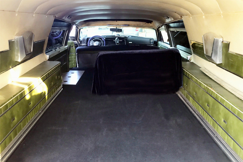 Barris' Kargoyle hearse interior and details photo 08.