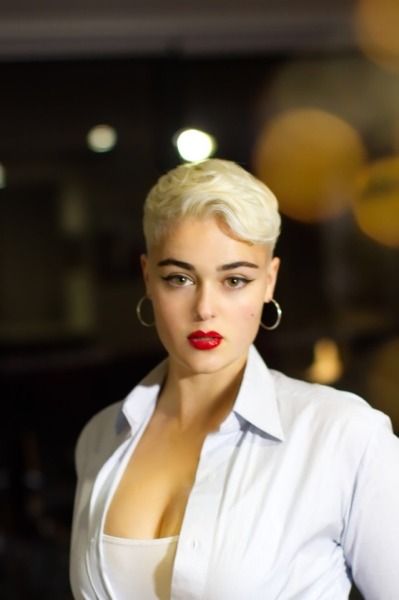 Stefania Ferrario, Стефания Феррарио