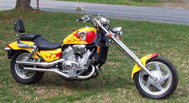 Чоппер с двигателем Honda VF 750, V4, фото 02.