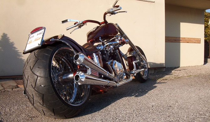 Чоппер с двигателем Honda VF750, V4, фото 10.