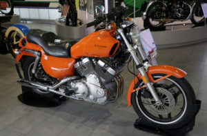 История двигателя V4 в круизерах, часть 3 про японские двигатели в мотоциклах