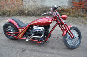 советские двигатели V4 в мотоциклах и кастомных машинах