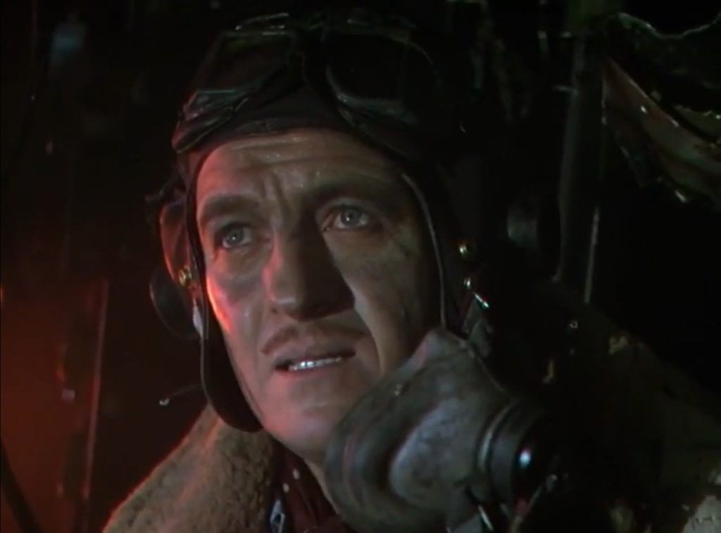 Дэвид Нивен в фильме Лестница в небо 1945 