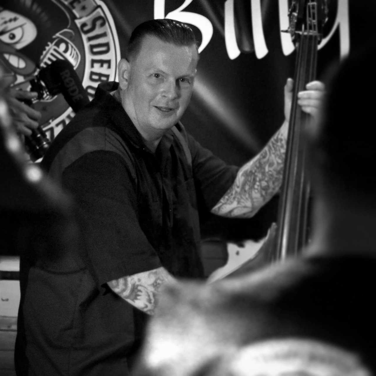 Billy & the Sideburnzz, контрабасист Андреас Мюллер