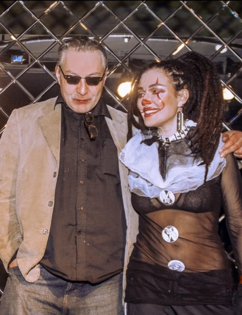 Алекс Керви