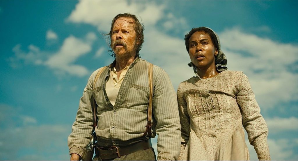 Гай Пирс и ДеВанда Вайс в фильме Проклятие пустоши, Killing Faith 2025