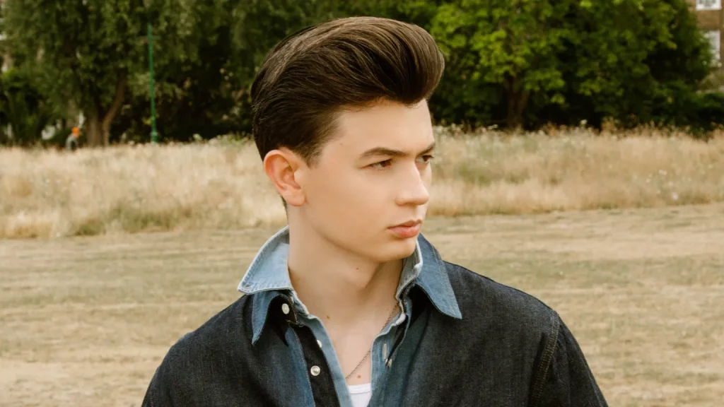 Эллиот Джеймс Рей, рок-н-ролл 2025