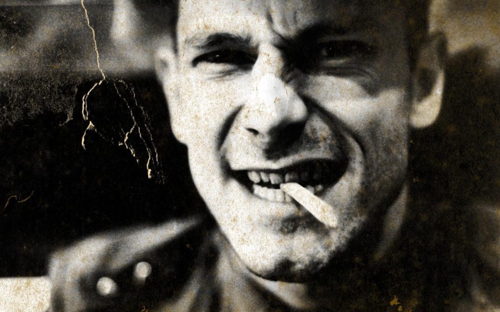 Хэнк Уильямс 3 с сигаретой в зубах, аутло кантри внук