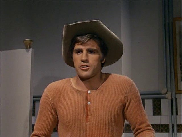 vivi-o-morti-17 Нино Бенвенути, живым или лучше мертвым, кадр вестерна 1969