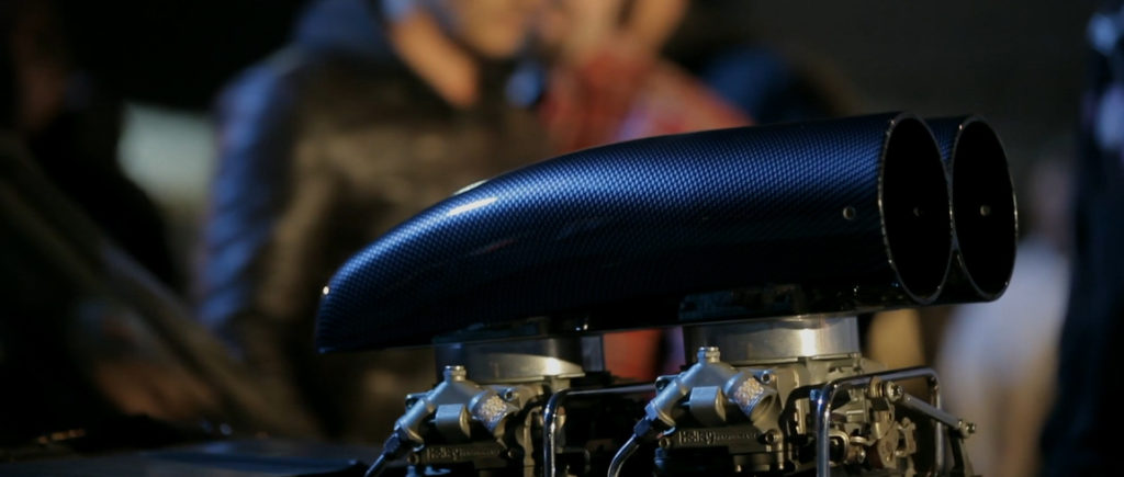 Кадр из фильма Прирожденный Гонщик, Born To Race