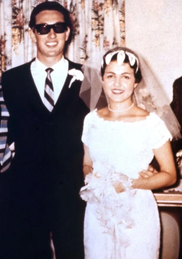 Свадьба Бадди Холли и Марии Елены Сантьяго в доме его родителей