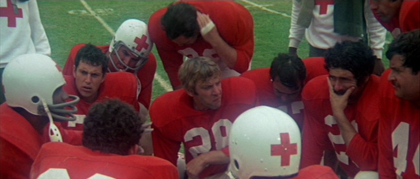 американский футбол в фильме Госпиталь МЭШ