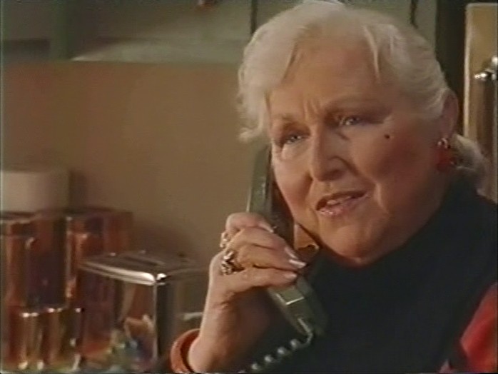 chris-isaak-show-12 Дороти Айзек, мама Криса