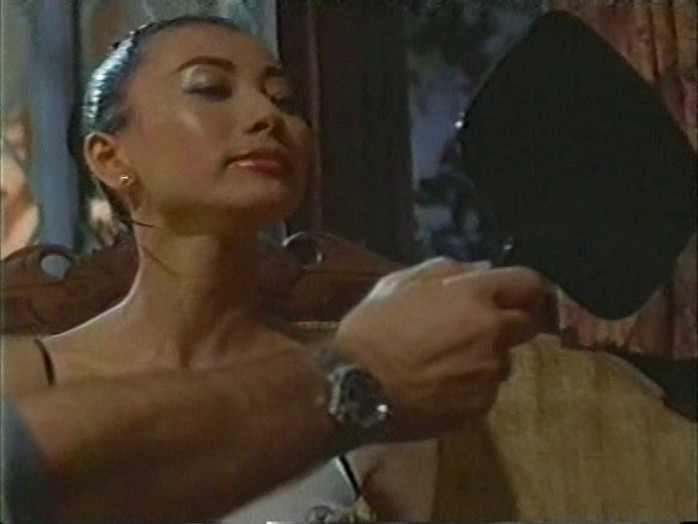 chris-isaak-show-15 Бай Лин и зеркало