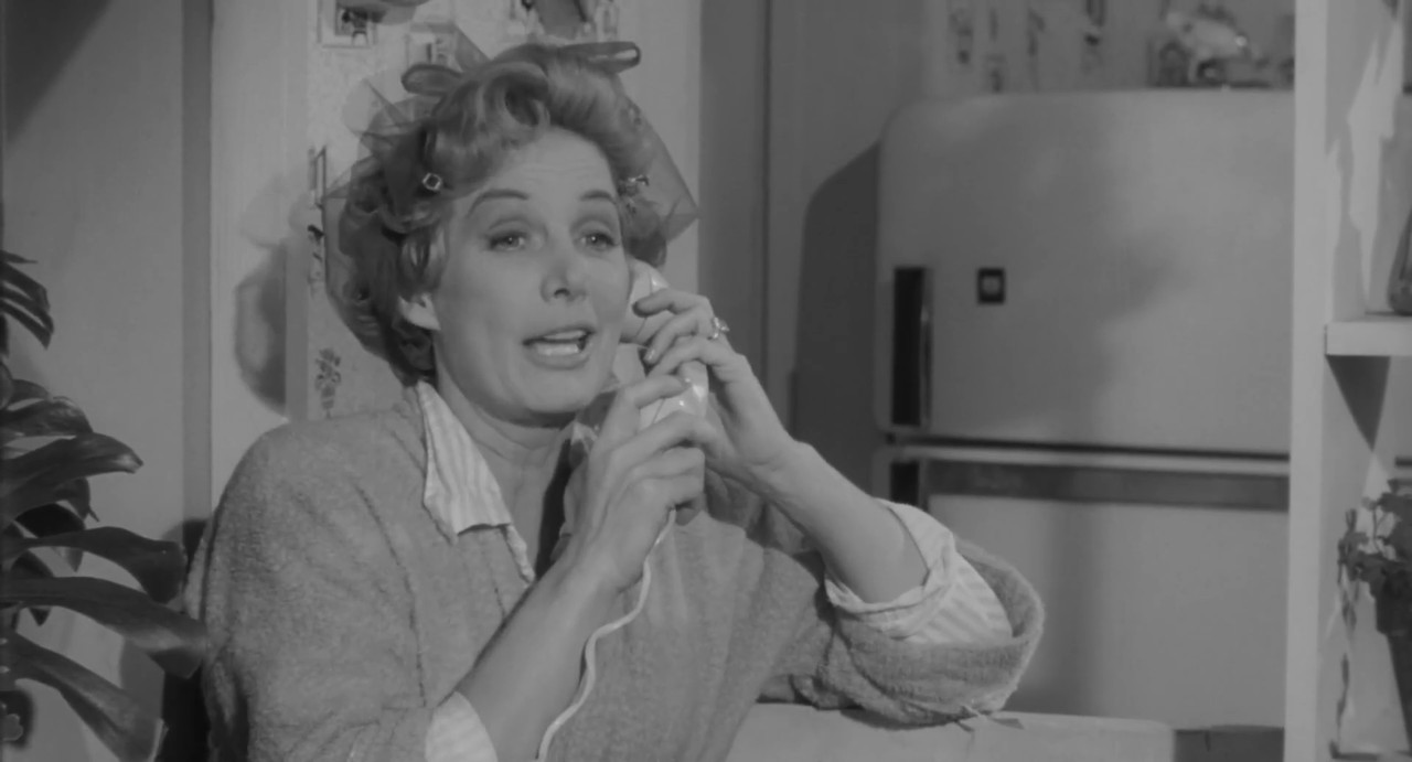 five-minutes-to-live-03 Нэнси разговаривает с Присциллой насчет Родительского комитета