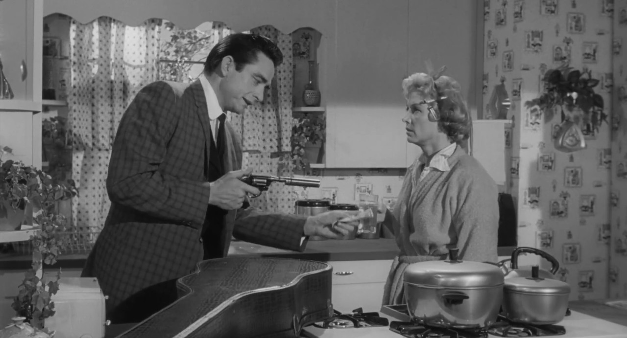 five-minutes-to-live-07 гитарист коммивояжер оказался преступником, Five Minutes To Live