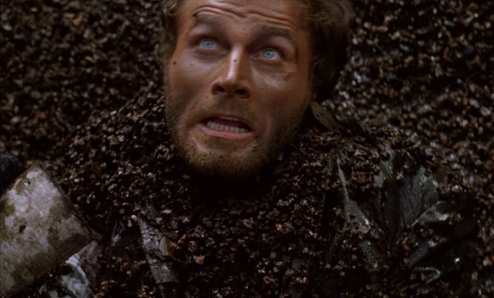 django-1966-017 Джанго тонет в болоте