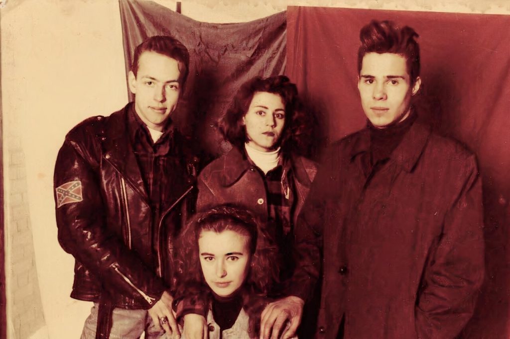 Кирилл Ермичёв и друзья по лицею Купчино, 1992