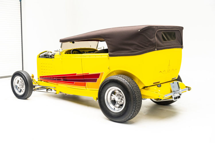 1932 Ford фаэтон хот-род Tom's Tub II из клипа Van Halen - Hot For Teacher, экстерьер, фото 04.