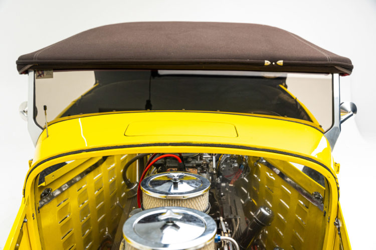 1932 Ford фаэтон хот-род Tom's Tub II из клипа Van Halen - Hot For Teacher, двигатель, фото 01.