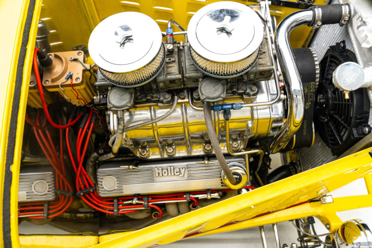 1932 Ford фаэтон хот-род Tom's Tub II из клипа Van Halen - Hot For Teacher, двигатель, фото 04.