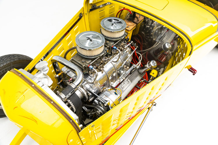 1932 Ford фаэтон хот-род Tom's Tub II из клипа Van Halen - Hot For Teacher, двигатель, фото 09.