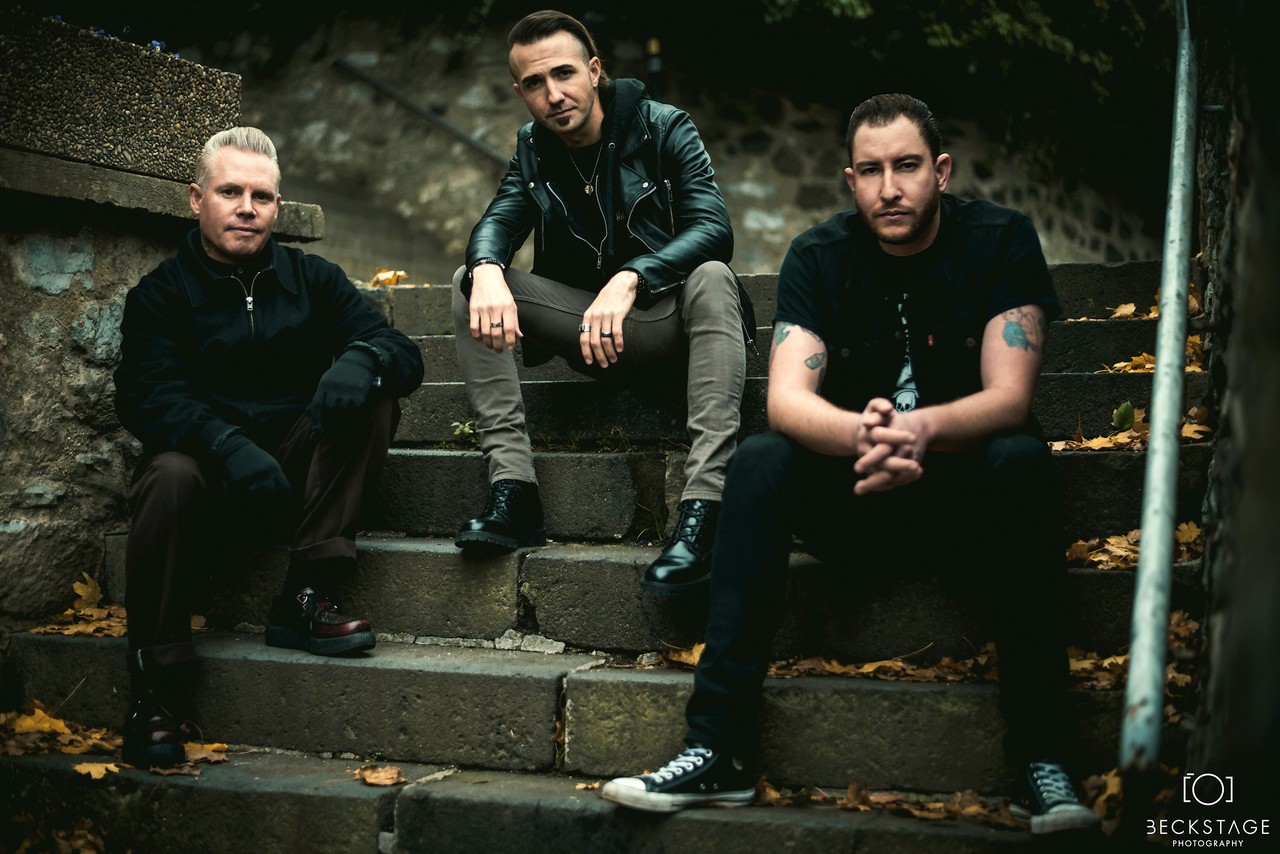 Hard Fall Hearts, калифорнийское рокабилли трио
