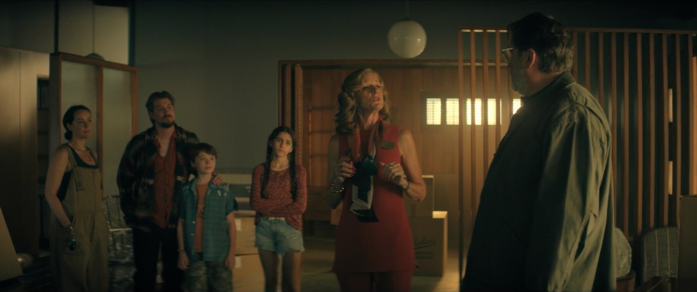 the-boroughs-2026-05 Бороуз, кадр из сериала, 2026
